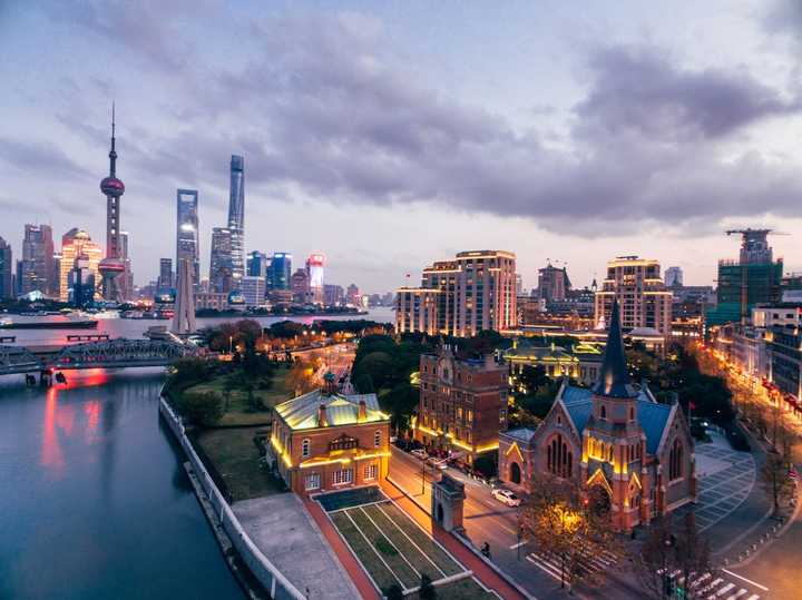 上海攻略，新手必看任务与技能学习步骤指南